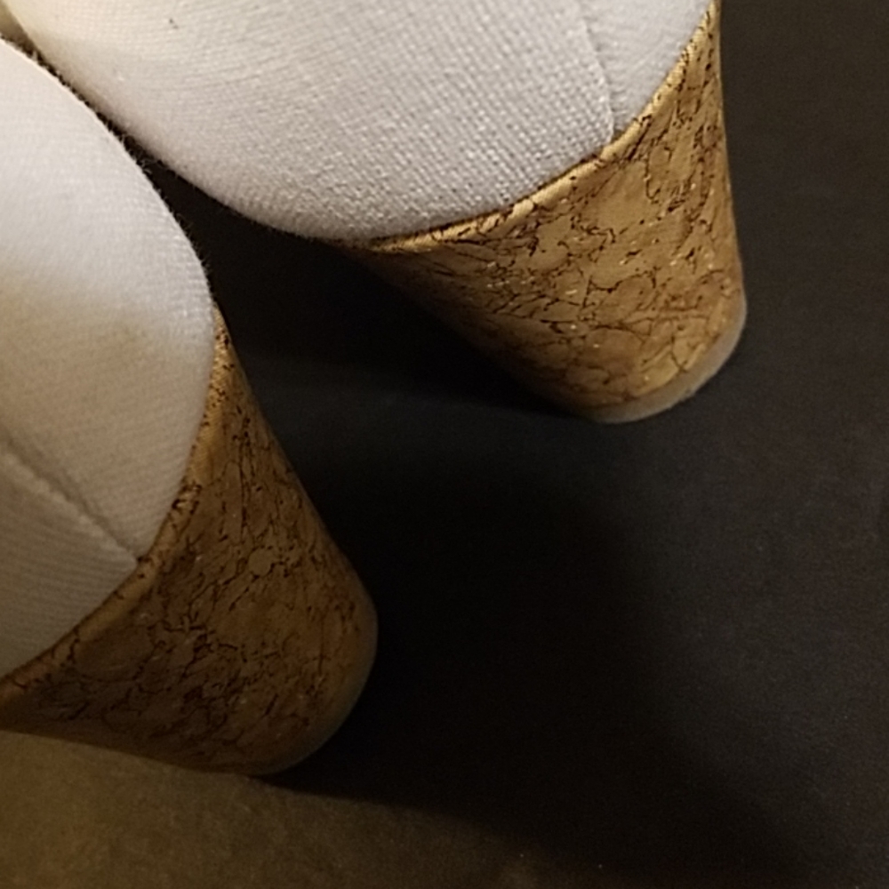 AMERICAN EAGLE WEDGE HEEL SHOES - Picture 7 of 7